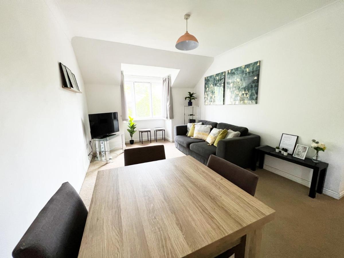 Gracenote Properties Hemel Hempstead - Serviced Apartment With Free Parking المظهر الخارجي الصورة